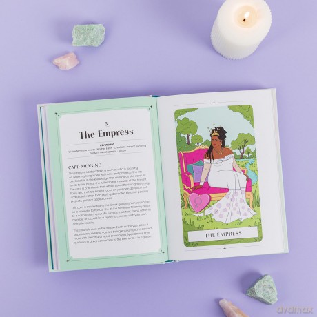 The Life-Changing Power of Tarot: Reading the Cards for Self-Empowerment - Georgia White [KSIĄŻKA]