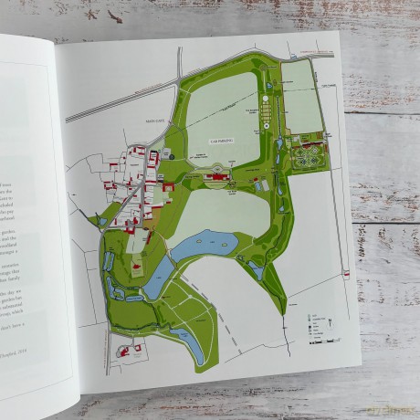 Thenford: The Creation of an English Garden - Anne Heseltine [KSIĄŻKA]