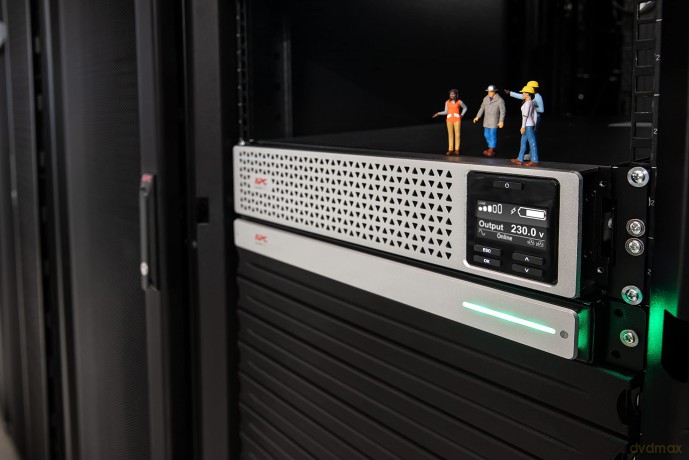 SRTL1000RMXLI Smart-UPS RT1000VA/900W 3U Baterie Litowo-jonowe Czas podtrzymania 31 min dla 100%, gwarancja 5 lat