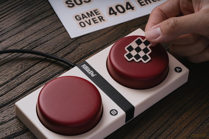 8BitDo Mechanical Keyboard Fami Ed.