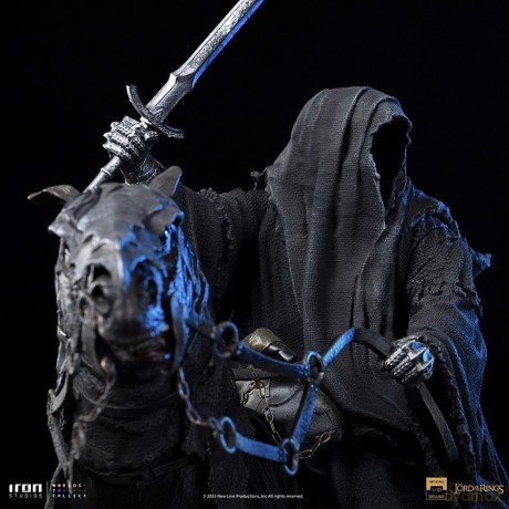 The Lord of the Rings - Nazgul on Horse Deluxe Statue Scale 1/10 [FIGURKA]