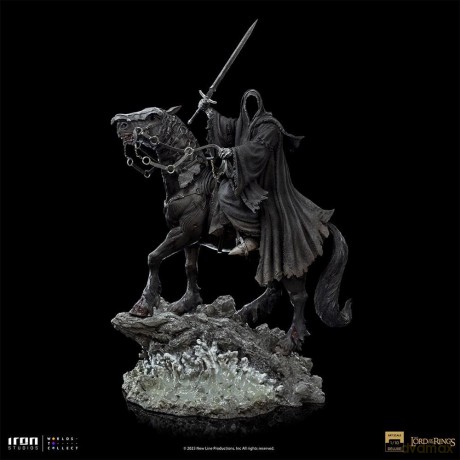 The Lord of the Rings - Nazgul on Horse Deluxe Statue Scale 1/10 [FIGURKA]