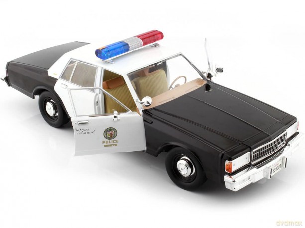 Greenlight Collectibles CHEVROLET CAPRIC Terminator 2 1:18