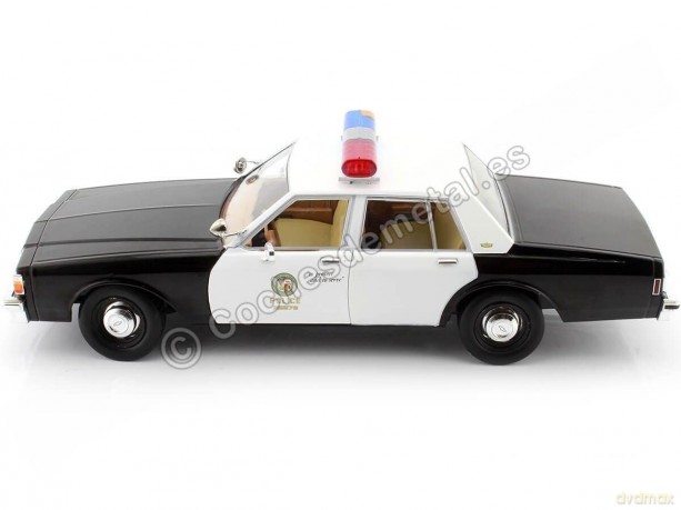 Greenlight Collectibles CHEVROLET CAPRIC Terminator 2 1:18