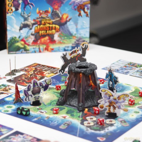 Iello - King of Monster Island [GRA PLANSZOWA]
