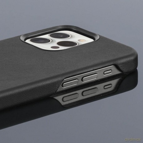 Futeral iPhone 13 Pro Czarny
