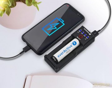 Ładowarka akumulatorowa power bank UC-100C do akumulatorów Li-ion oraz Ni-MH