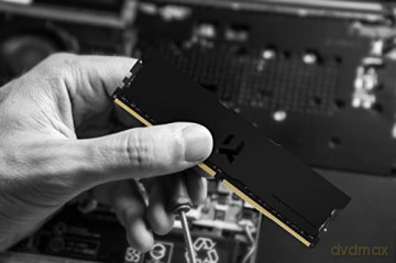 Pamięć DDR4 IRDM PRO 16/3600 (2x8GB) 18-22-22 czarna