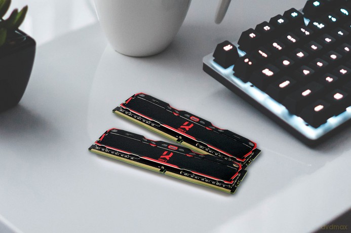 Pamięć DDR4 IRDM X 32GB/3200 (2*16GB)16-20-20 Czarna