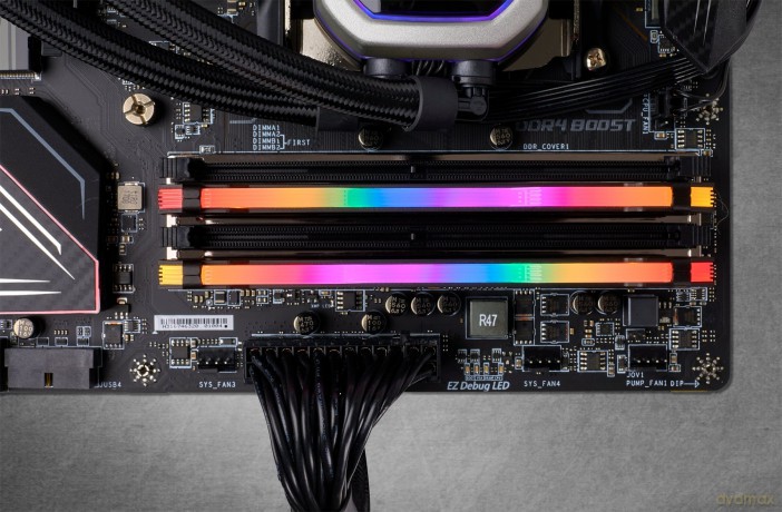 Pamięć DDR4 Vengeance 16GB/3000 (2*8GB) CL15 RGB PRO