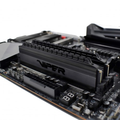 Pamięć DDR4 Viper 4 Blackout 64GB/3200 (2*32GB) CL19