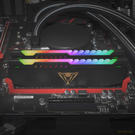 Pamięć DDR4 Viper RGB LED 16GB/3200(2*8GB) Black CL19