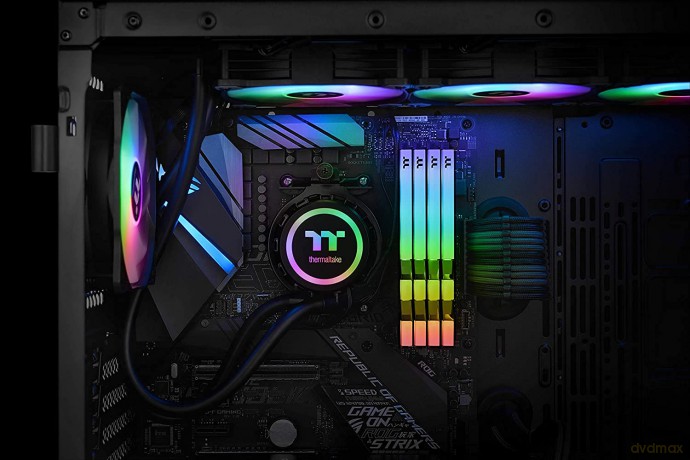 pamięć do PC - DDR4 16GB (2x8GB) ToughRAM RGB 4000MHz CL19 XMP2 Czarna