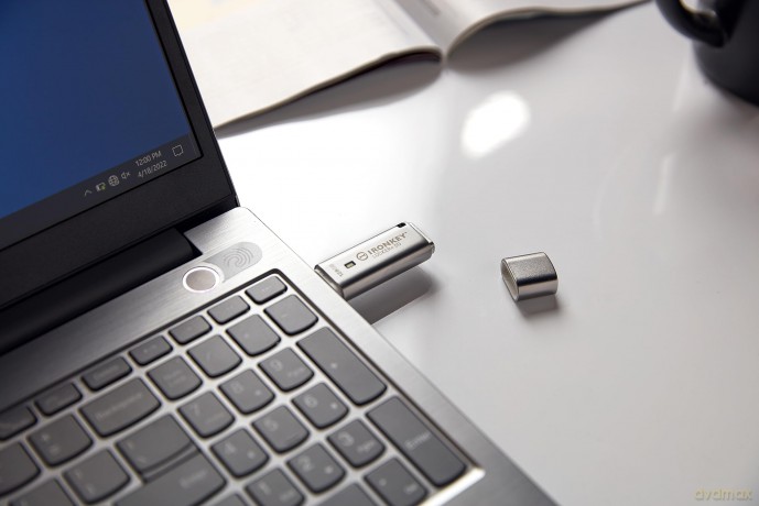 Pendrive 256GB IronKey Locker+50 AES Encrypted USBtoCloud