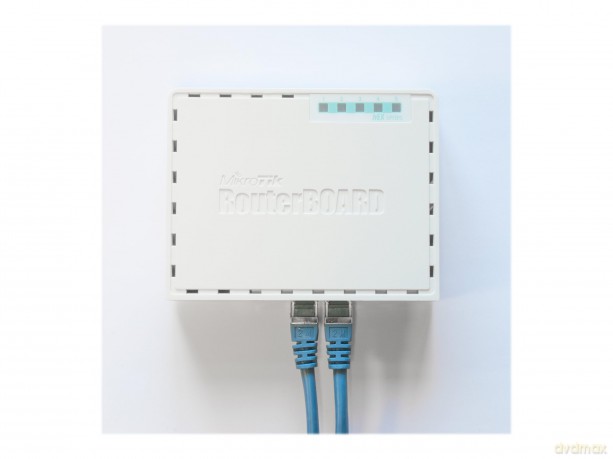 Router xDSL 1xWAN 4xLAN RB750Gr3