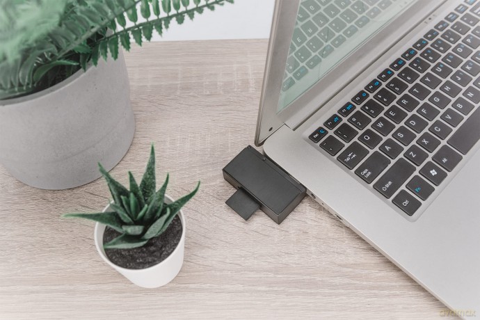 Stacja dokująca USB 3.0 Typ A, 7-portów, 4K 30Hz, HDMI, VGA, 2x USB 3.0, SD microSD, RJ45