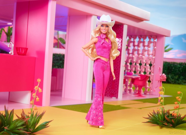 Lalka filmowa Barbie Margot Robbie jako Barbie w kowbojskim stroju