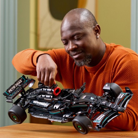 LEGO Technic Mercedes-AMG F1 W14 E Performance (42171) [KLOCKI]