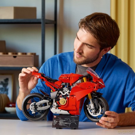 LEGO Technic Motocykl Ducati Panigale V4 S (42202) [KLOCKI]