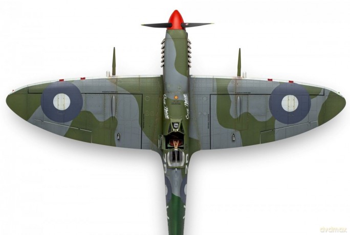 Model plastikowy Supermarine Spitfire Mk.VIII 1/24