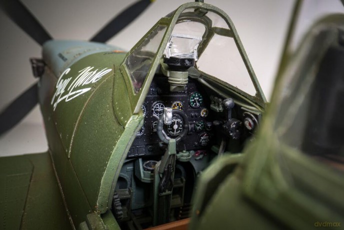 Model plastikowy Supermarine Spitfire Mk.VIII 1/24