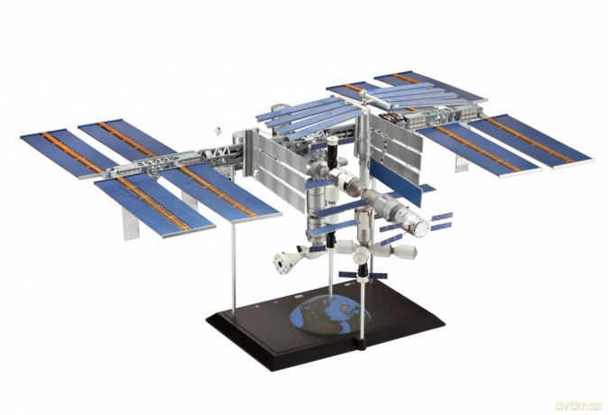 Model plastikowy Zestaw upominkowy 25 rocznica International Space Station ISS 1/144