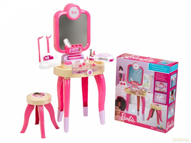 Toaletka Barbie z lampą do paznokci hybryd