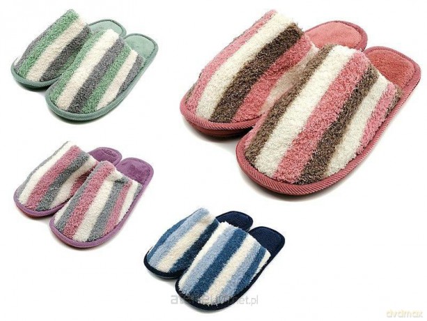 Kapcie damskie 36-41 MIX