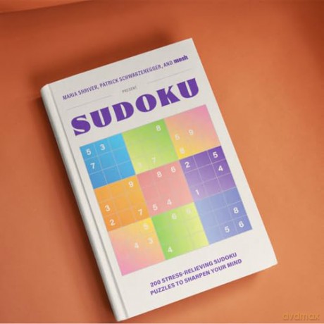 200 Stress-Relieving Sudoku Puzzles to Sharpen Your Mind: Presented by Maria Shriver, Patrick Schwarzenegger, and MOSH [KSIĄŻKA]