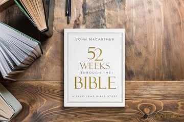 52 Weeks through the Bible: A Year-Long Bible Study for Men and Women [KSIĄŻKA]