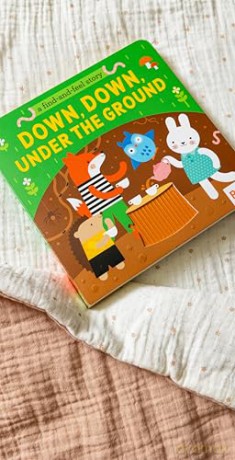 A Find and Feel Story: Down, Down, Under the Ground [KSIĄŻKA]
