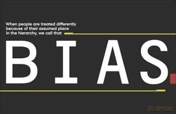 A Kids Book About AI Bias [KSIĄŻKA]