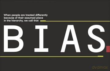 A Kids Book About AI Bias [KSIĄŻKA]