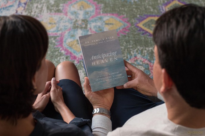 Anticipating Heaven: Spiritual Comfort and Practical Wisdom for Life's Final Chapters [KSIĄŻKA]