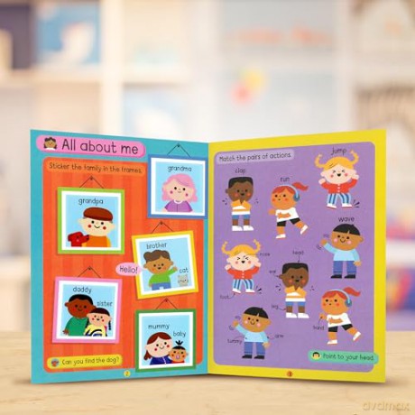 Big Stickers for Toddler Hands: First Words [KSIĄŻKA]