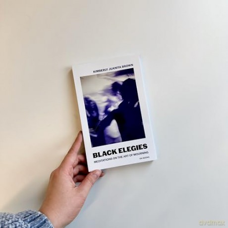 Black Elegies [KSIĄŻKA]
