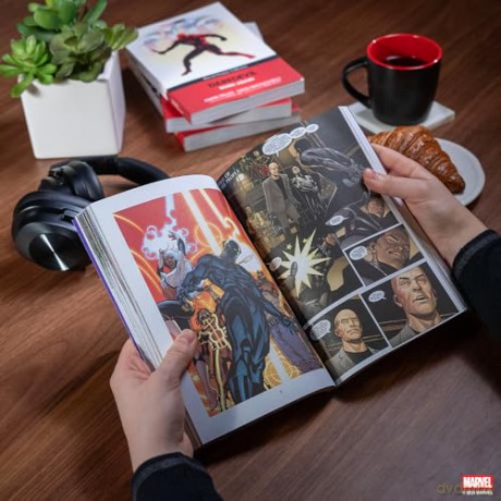 Black Panther: A Nation Under Our Feet [KSIĄŻKA]