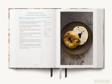 Bread: The Ultimate Cookbook [KSIĄŻKA]