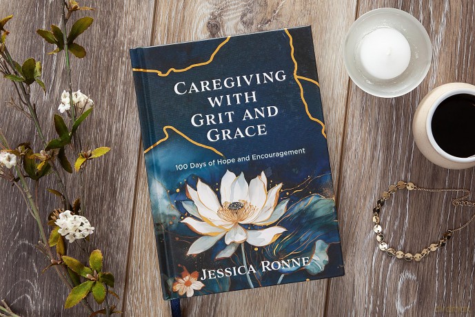 Caregiving with Grit and Grace: 100 Days of Hope and Encouragement [KSIĄŻKA]