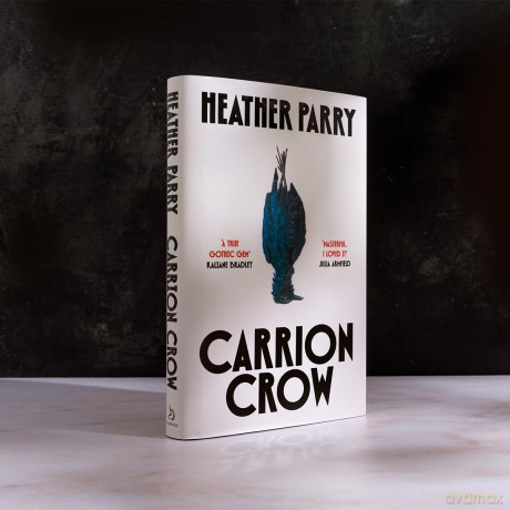 Carrion Crow: A gloriously gothic unfurling of one family's festering secrets [KSIĄŻKA]