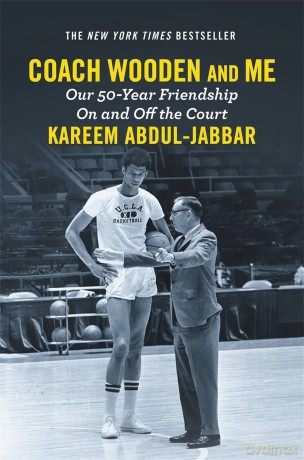 Coach Wooden and Me: Our 50-Year Friendship On and Off the Court [KSIĄŻKA]