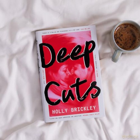 Deep Cuts: The biggest new literary debut of 2025, perfect for fans of Daisy Jones and the Six and One Day [KSIĄŻKA]