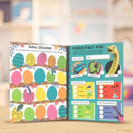 Dinosaurs Activity Book [KSIĄŻKA]