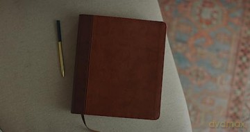 ESV Journaling Study Bible, Brown/Chestnut: English Standard Version, Brown/Chestnut, Trutone, Timeless Design [KSIĄŻKA]