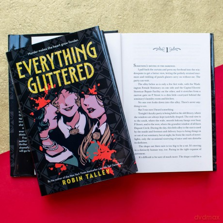 Everything Glittered [KSIĄŻKA]
