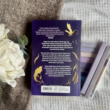 Fear the Flames: Fourth Wing meets Game of Thrones in your next dragon-filled romantasy obsession [KSIĄŻKA]