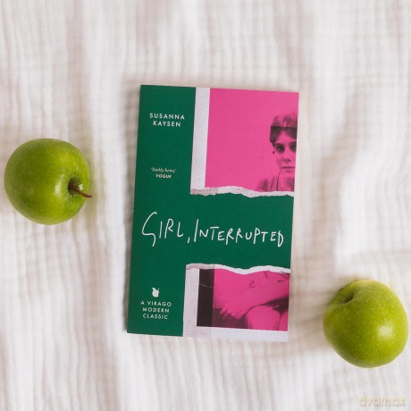 Girl, Interrupted: TikTok made me buy it! [KSIĄŻKA]