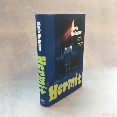 Hermit: A darkly hilarious, moving debut novel about a misfit son and mum [KSIĄŻKA]