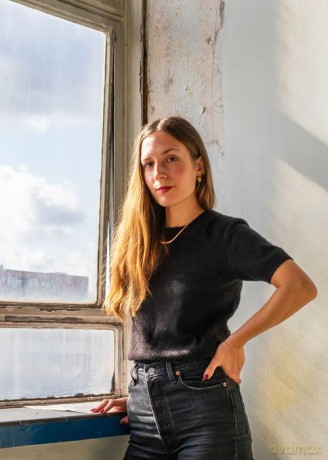 Homesick: Silvia Saunders [KSIĄŻKA]