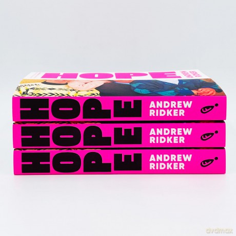 Hope: 'Intelligent, bighearted, spew-your-gefilte-fish-funny' New York Times: 'Tragicomic, piercingly satirical and perceptive about the American dream' Observer [KSIĄŻKA]